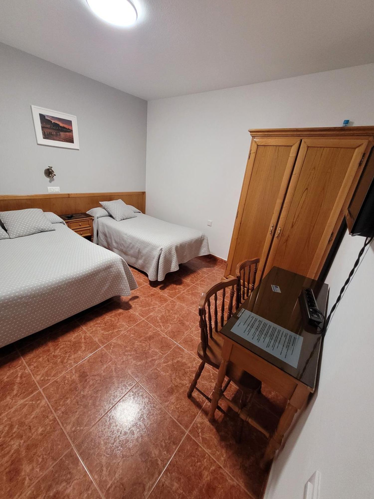 Hostal San Felix Gijon Exterior photo